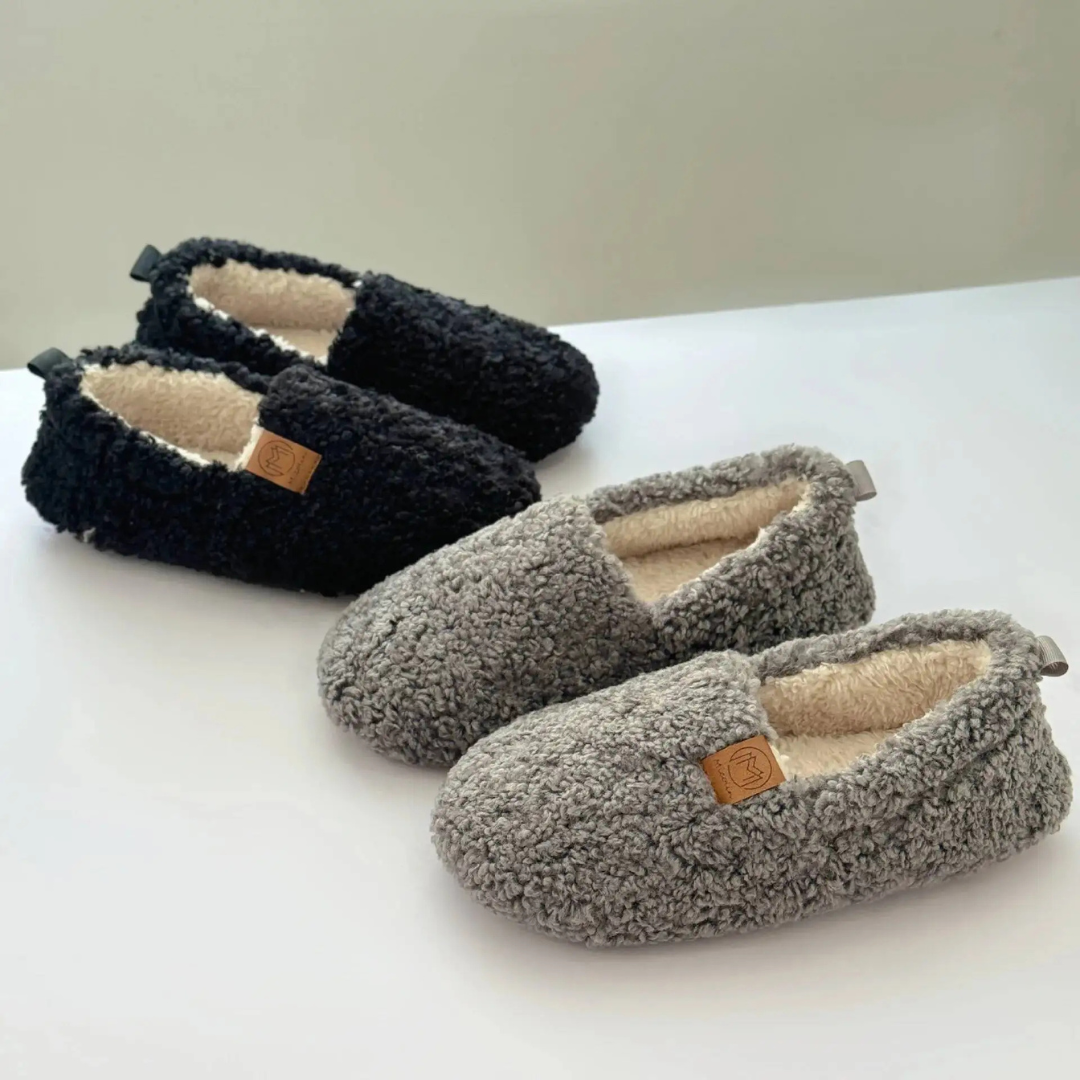 Snuggle™ | Memory Foam Slippers